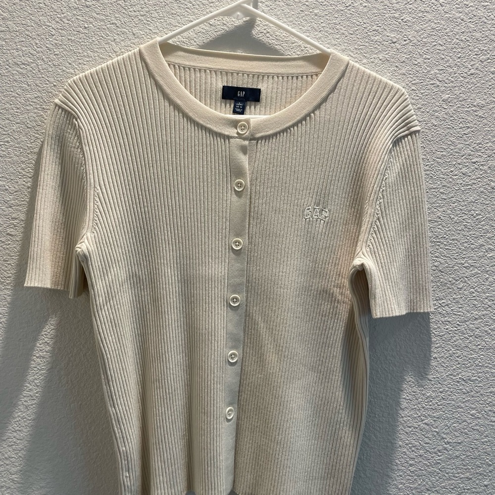 GAP Cream Ribbed Button-Up top